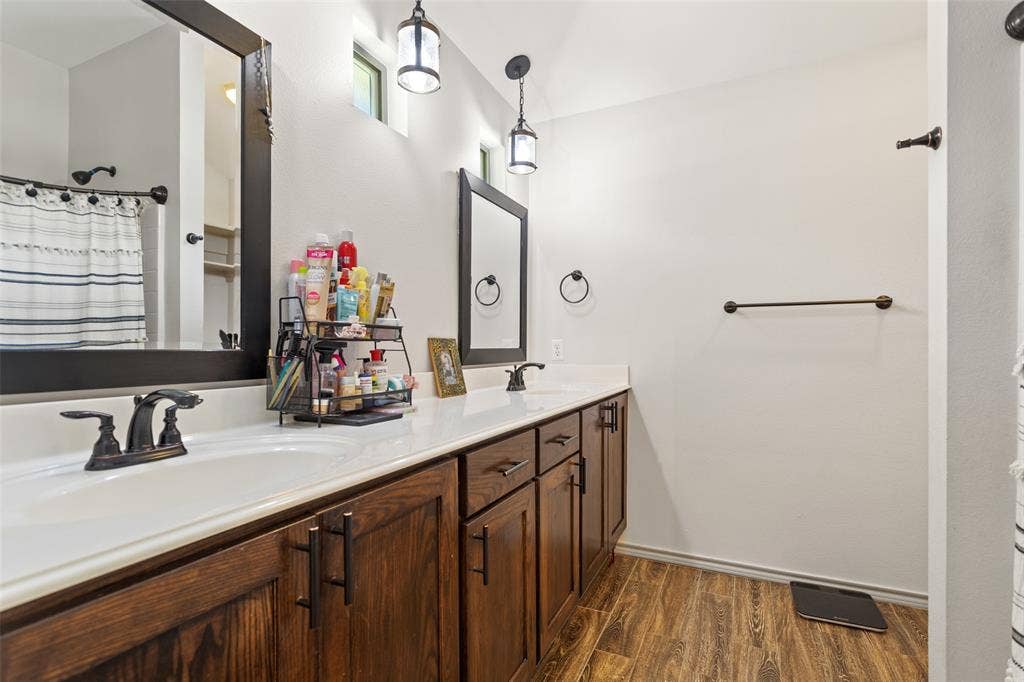 13835 County Road 4200, Lindale, TX 75771 13835 County Road 4200, Lindale, TX 75771