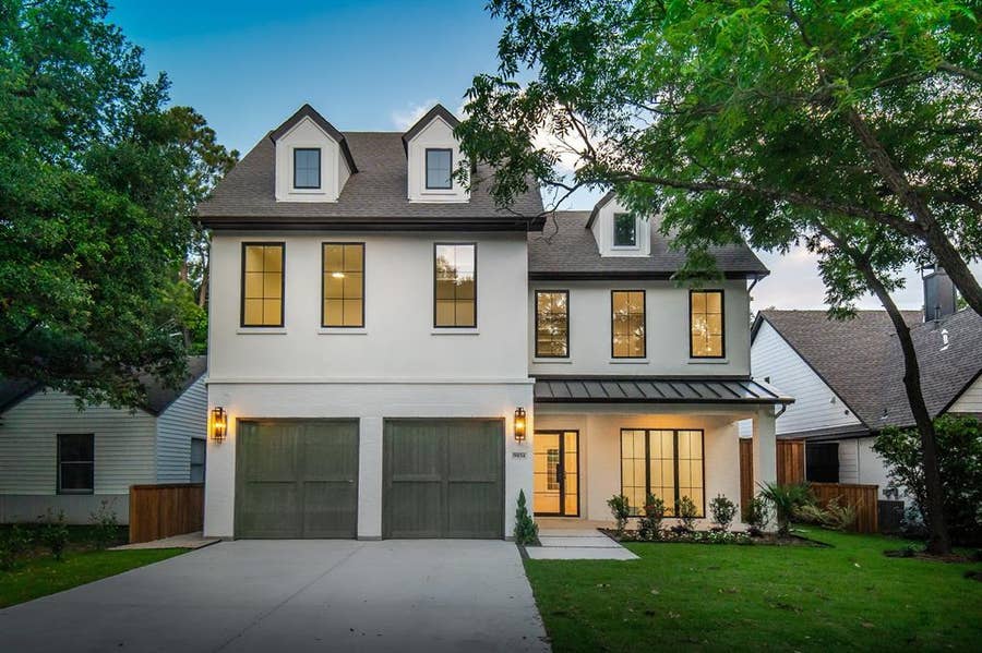 Property photo for 9034 Forest Hills Boulevard, Dallas, TX