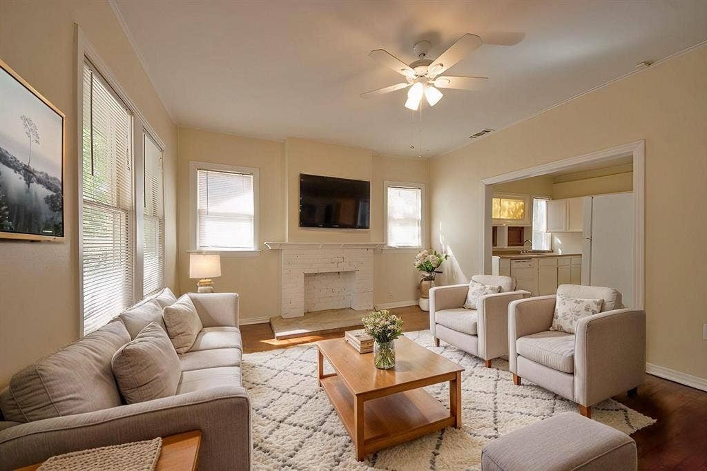 5405 Worth Street, Dallas, TX 75214 Virtually staged living room