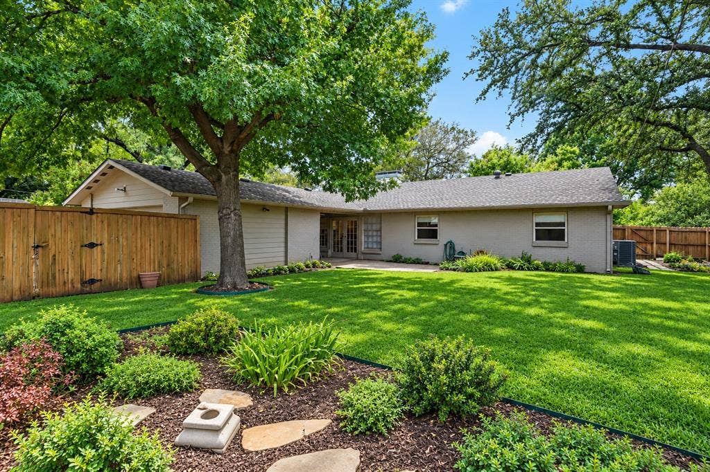 12518 High Meadow Drive, Dallas, TX 75244 Backyard