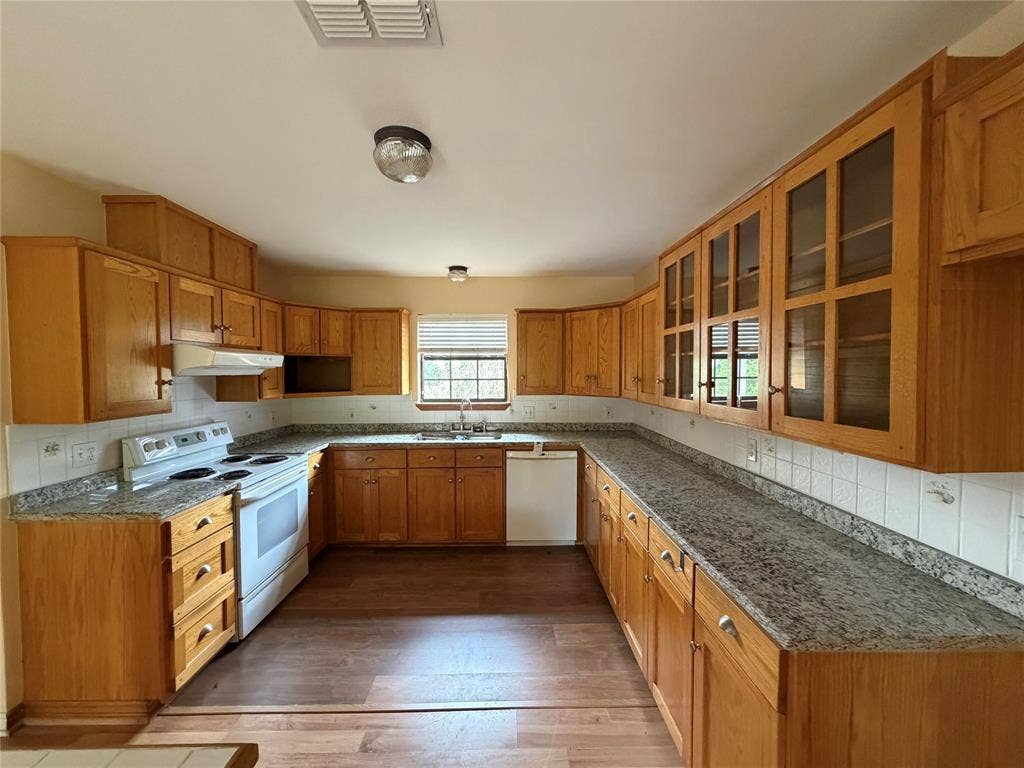 503 Old Tyler Highway, Athens, TX 75751 503 Old Tyler Highway, Athens, TX 75751