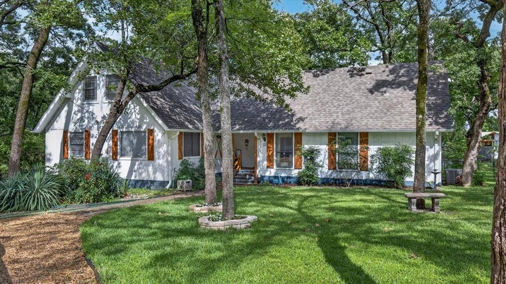 110 Punto Pescador, Gun Barrel City, TX 75156 110 Punto Pescador, Gun Barrel City, TX 75156