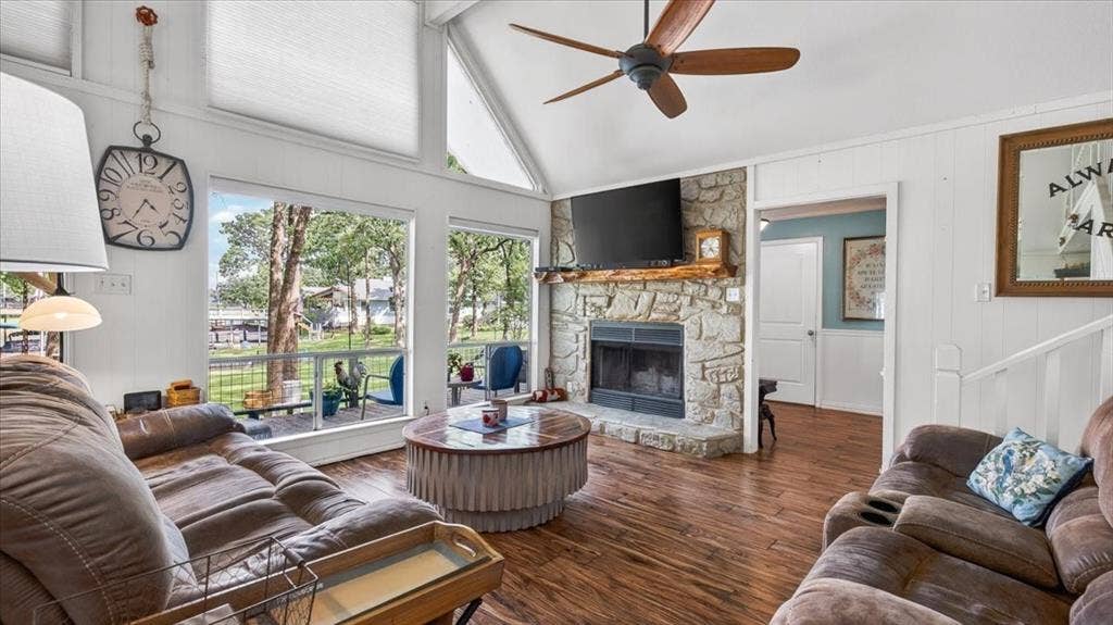110 Punto Pescador, Gun Barrel City, TX 75156 110 Punto Pescador, Gun Barrel City, TX 75156