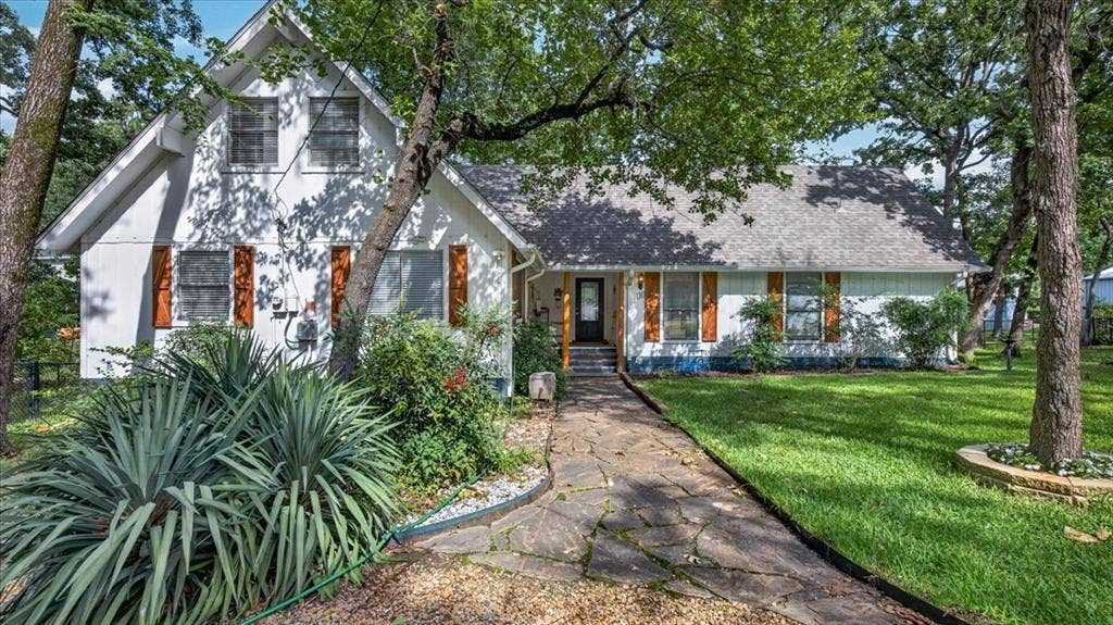 110 Punto Pescador, Gun Barrel City, TX 75156 110 Punto Pescador, Gun Barrel City, TX 75156