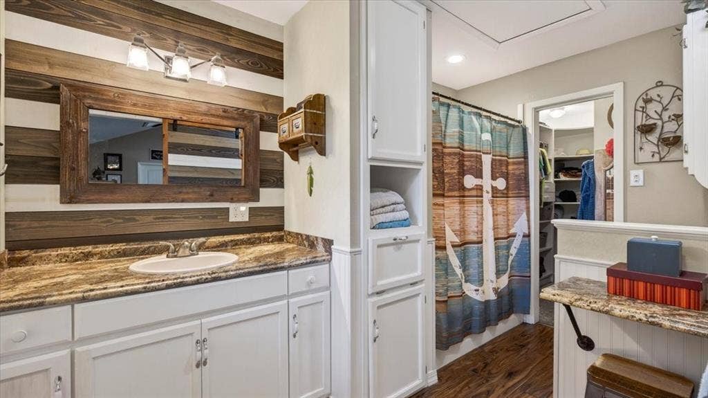 110 Punto Pescador, Gun Barrel City, TX 75156 110 Punto Pescador, Gun Barrel City, TX 75156