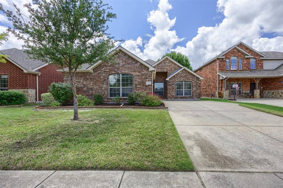 Property photo for 1212 Bowie Court, McKinney, TX