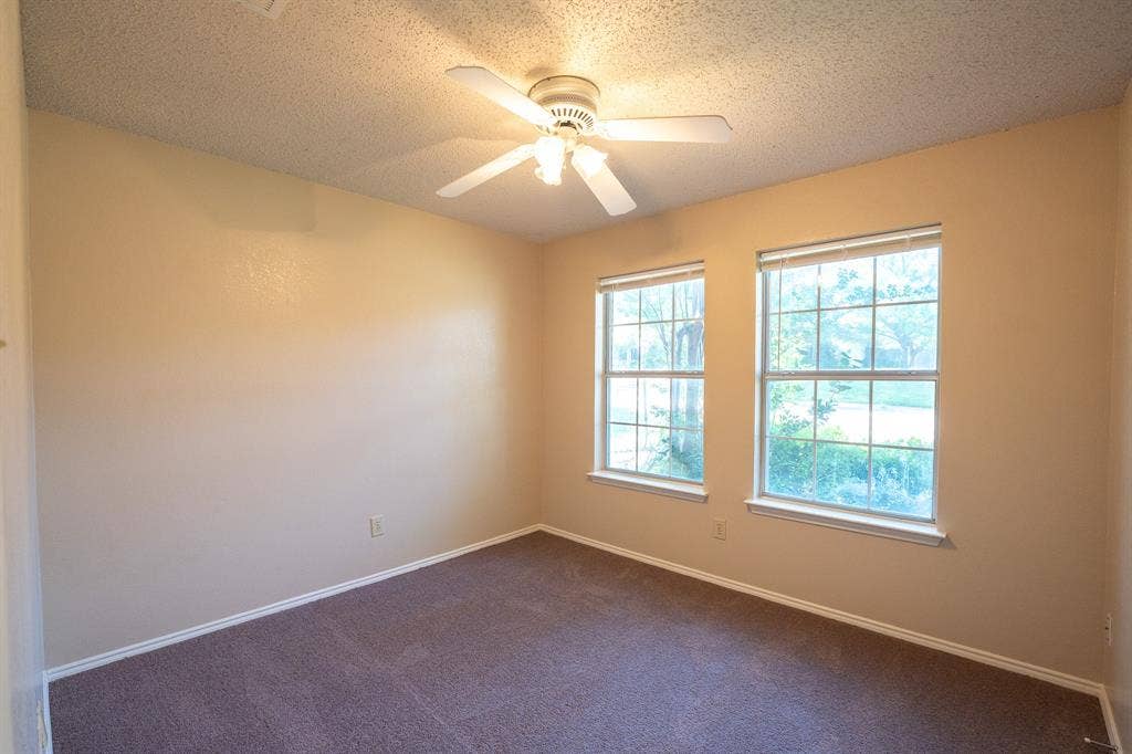 831 Ash Grove Lane, DeSoto, TX 75115 831 Ash Grove Lane, DeSoto, TX 75115