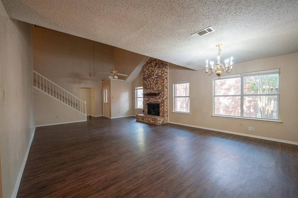 831 Ash Grove Lane, DeSoto, TX 75115 831 Ash Grove Lane, DeSoto, TX 75115