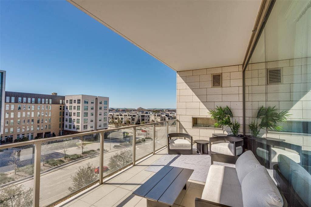 7901 Windrose Avenue, #504, Plano, TX 75024 7901 Windrose Avenue, #504, Plano, TX 75024