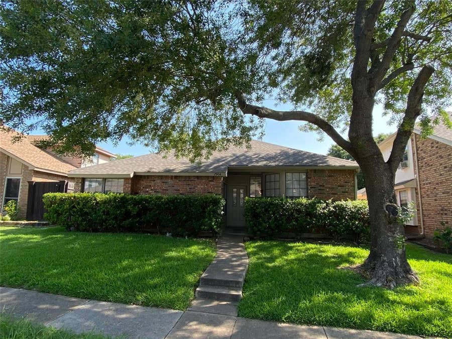 Property photo for 7904 Steppington Drive, Plano, TX