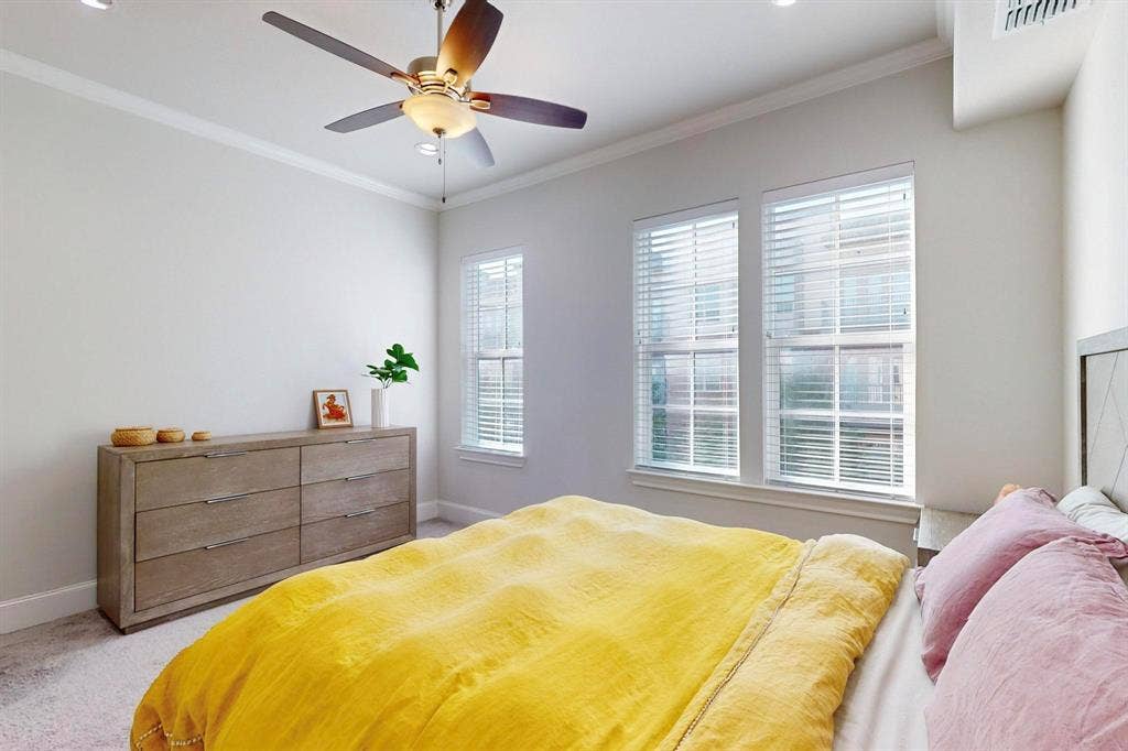 638 Dalton Lane, #802, Irving, TX 75039 638 Dalton Lane, #802, Irving, TX 75039