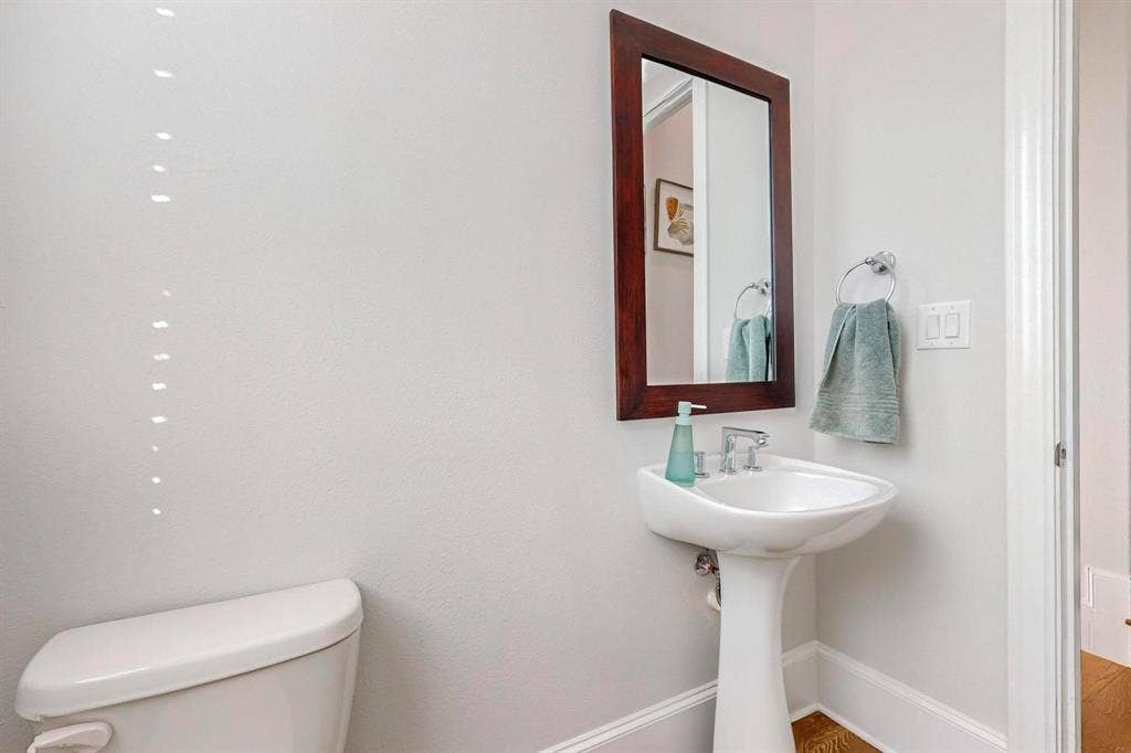 638 Dalton Lane, #802, Irving, TX 75039 638 Dalton Lane, #802, Irving, TX 75039