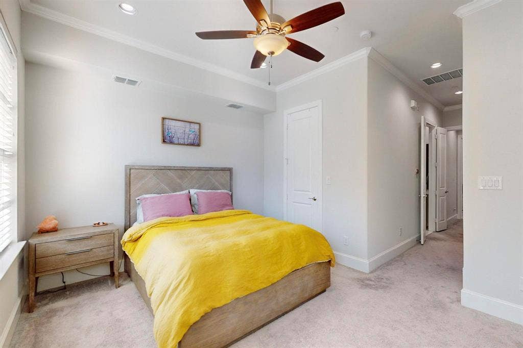 638 Dalton Lane, #802, Irving, TX 75039 638 Dalton Lane, #802, Irving, TX 75039