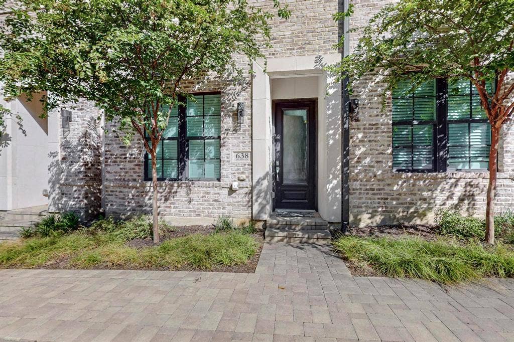 638 Dalton Lane, #802, Irving, TX 75039 638 Dalton Lane, #802, Irving, TX 75039