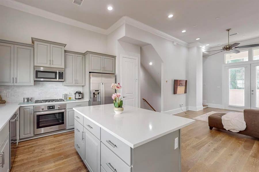 Property photo for 638 Dalton Lane, #802, Irving, TX