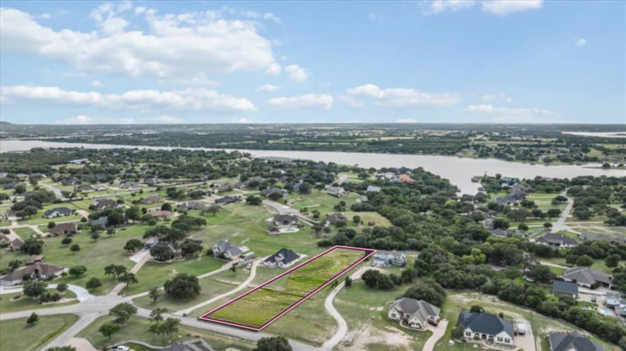Property photo for 1104 Bentwater Parkway, Granbury, TX