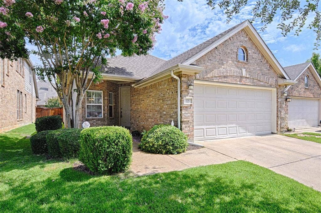 325 Perkins Drive, Argyle, TX 76226