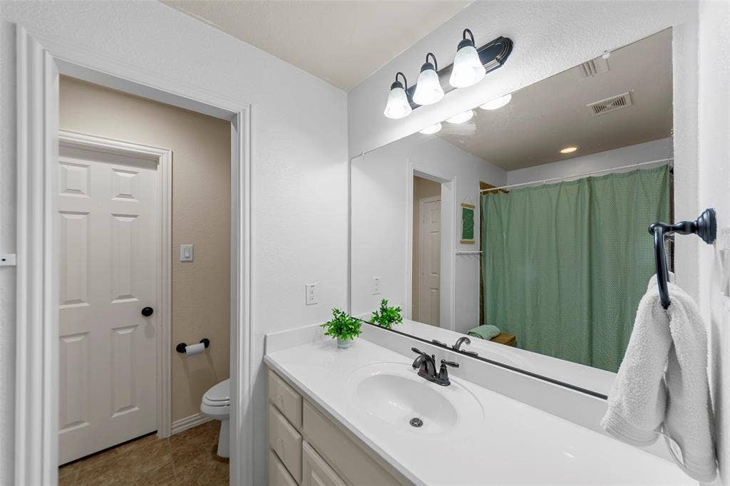 856 Fountain View Court, Allen, TX 75013 856 Fountain View Court, Allen, TX 75013