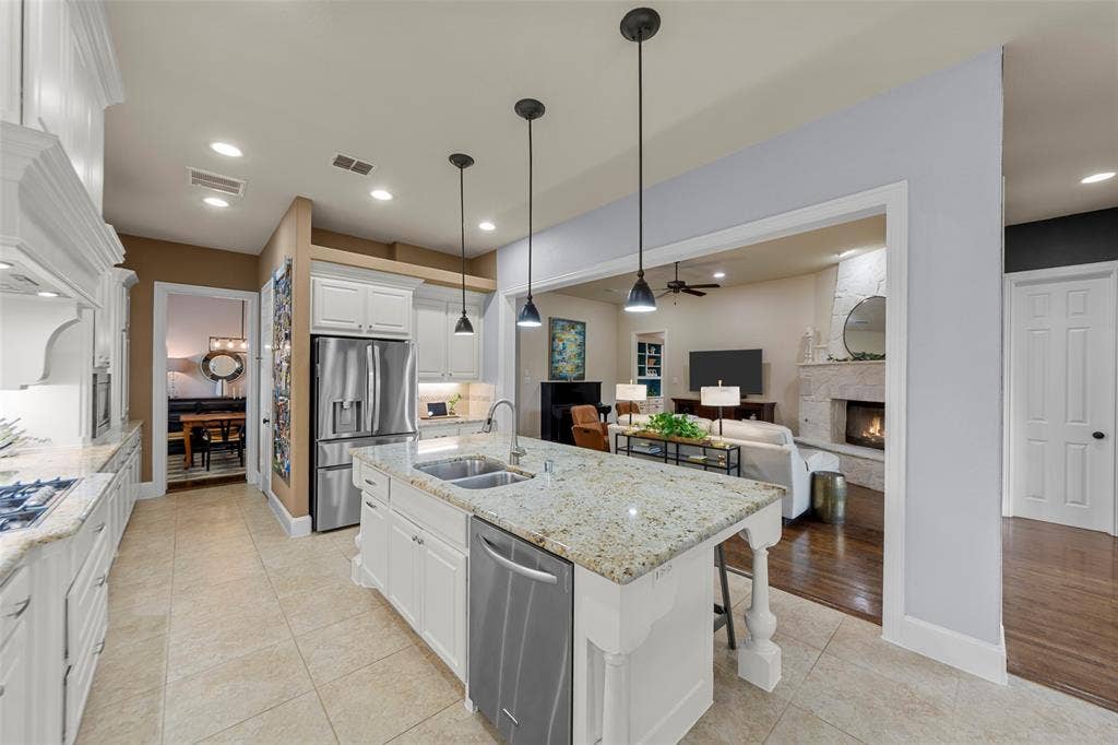 856 Fountain View Court, Allen, TX 75013 856 Fountain View Court, Allen, TX 75013