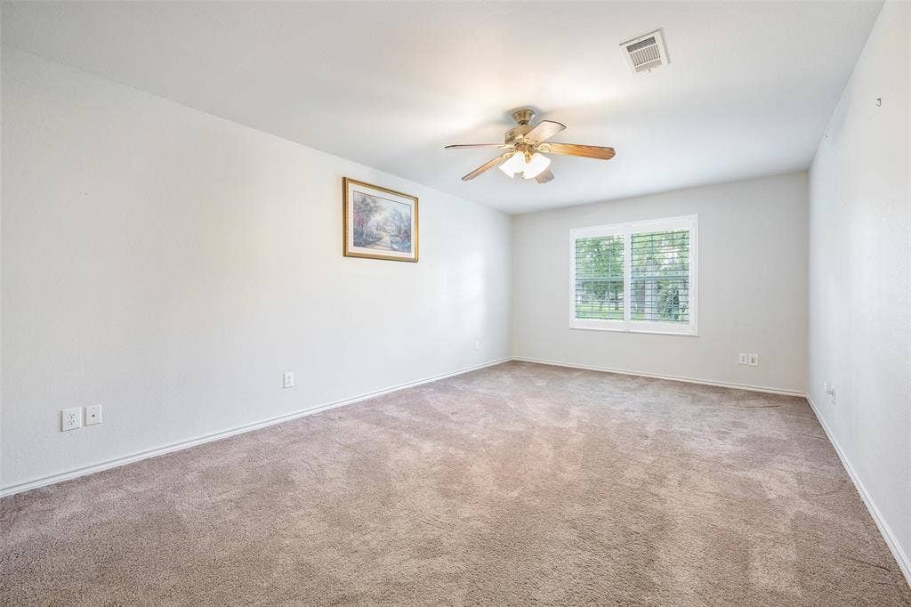 109 Castlewood Road, Enchanted Oaks, TX 75156 109 Castlewood Road, Enchanted Oaks, TX 75156