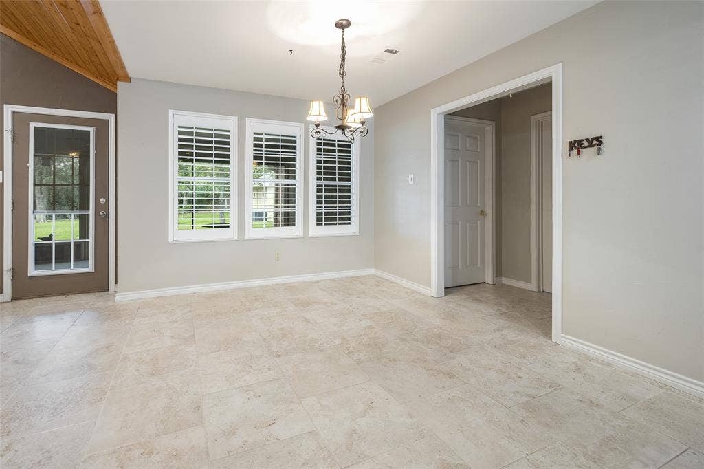 109 Castlewood Road, Enchanted Oaks, TX 75156 109 Castlewood Road, Enchanted Oaks, TX 75156