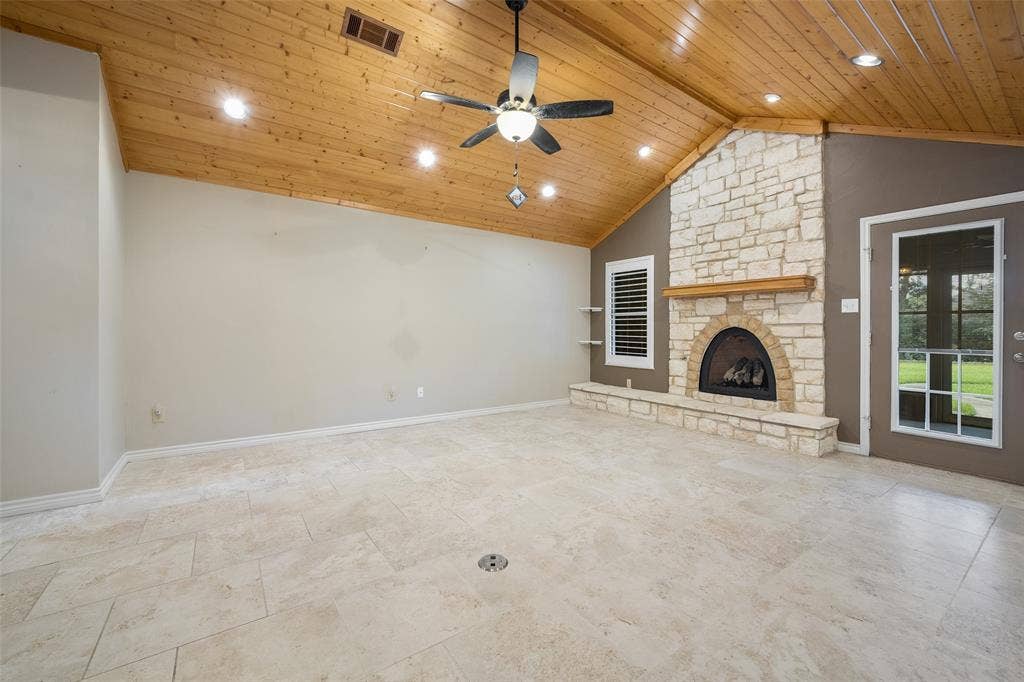 109 Castlewood Road, Enchanted Oaks, TX 75156 109 Castlewood Road, Enchanted Oaks, TX 75156