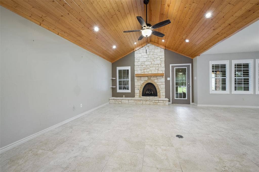 109 Castlewood Road, Enchanted Oaks, TX 75156 109 Castlewood Road, Enchanted Oaks, TX 75156