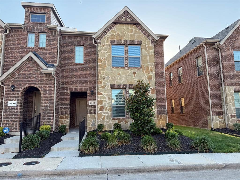 2025 Buffalo Hill Drive, Mesquite, TX 75149 2025 Buffalo Hill Drive, Mesquite, TX 75149