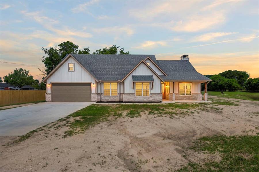 Property photo for 1425 County Road 278, Post Oak Bend, TX