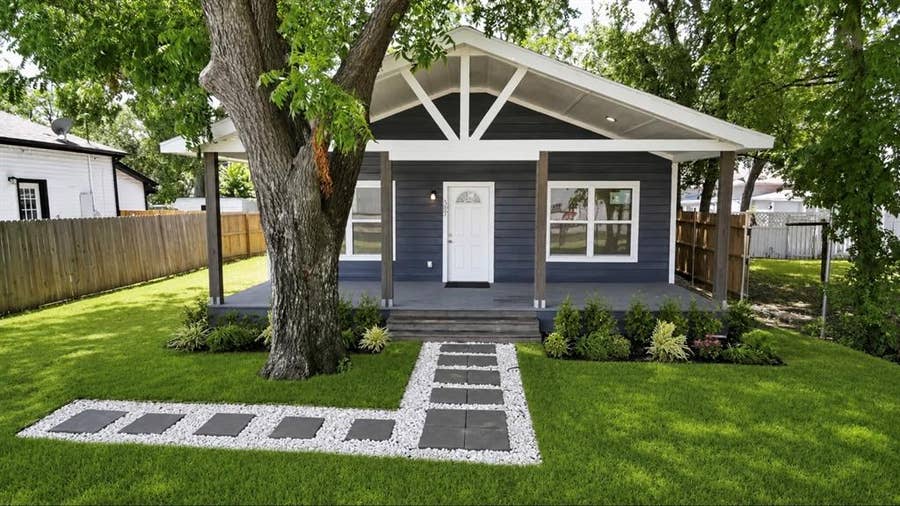 Property photo for 307 S Louisiana Street, Celina, TX