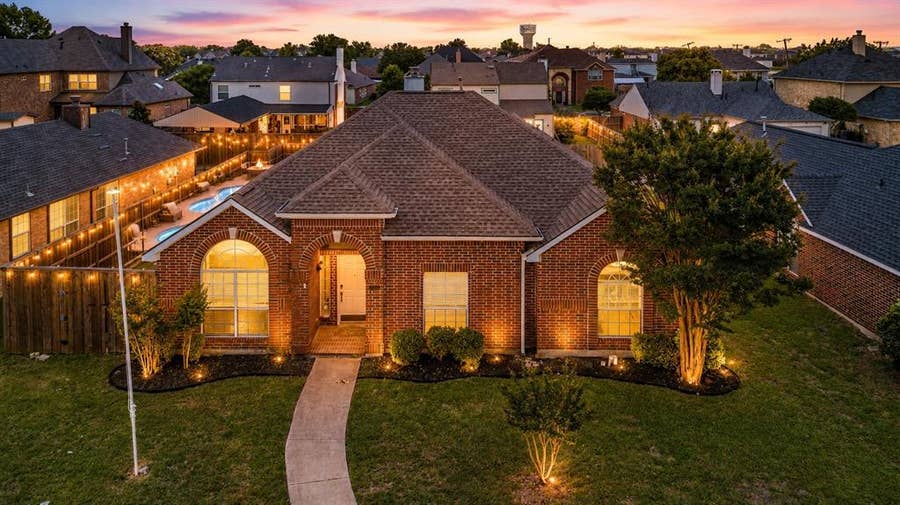 Property photo for 7318 Harbor Drive, Rowlett, TX