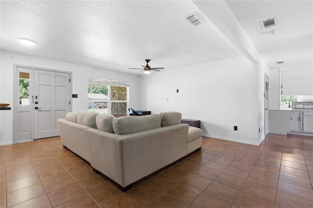 2116 Chelsea Drive, Edgecliff Village, TX 76134 2116 Chelsea Drive, Edgecliff Village, TX 76134