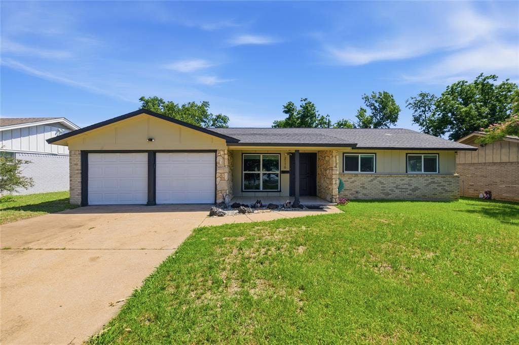 2116 Chelsea Drive, Edgecliff Village, TX 76134 2116 Chelsea Drive, Edgecliff Village, TX 76134