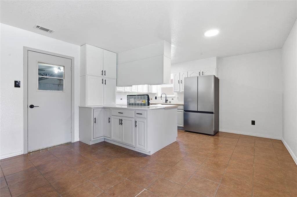 2116 Chelsea Drive, Edgecliff Village, TX 76134 2116 Chelsea Drive, Edgecliff Village, TX 76134