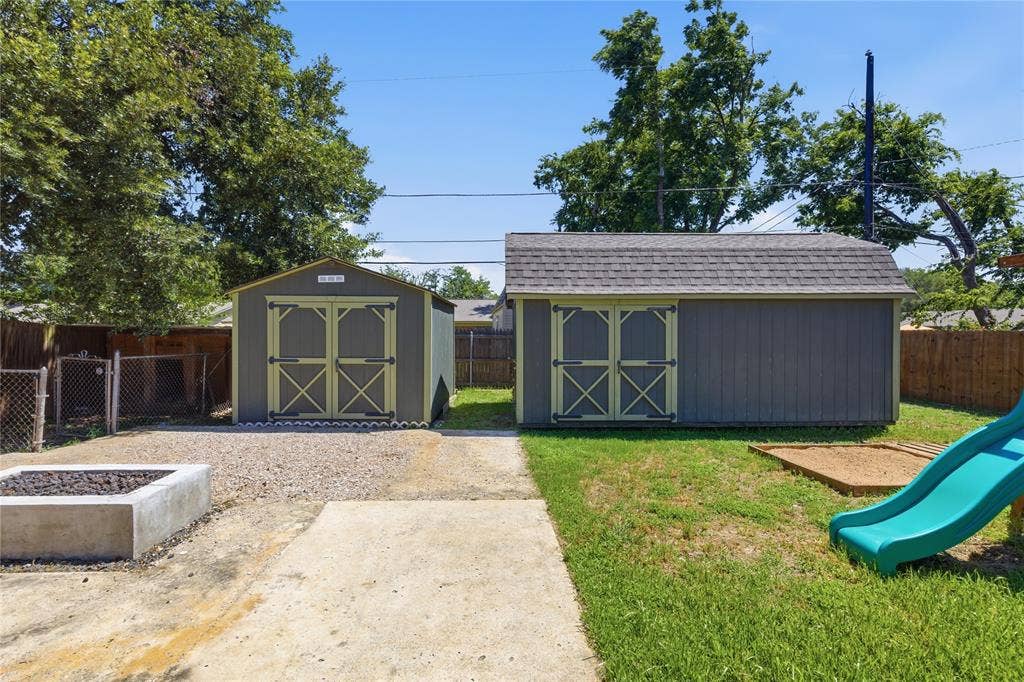 2116 Chelsea Drive, Edgecliff Village, TX 76134 2116 Chelsea Drive, Edgecliff Village, TX 76134