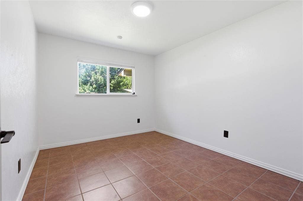 2116 Chelsea Drive, Edgecliff Village, TX 76134 2116 Chelsea Drive, Edgecliff Village, TX 76134