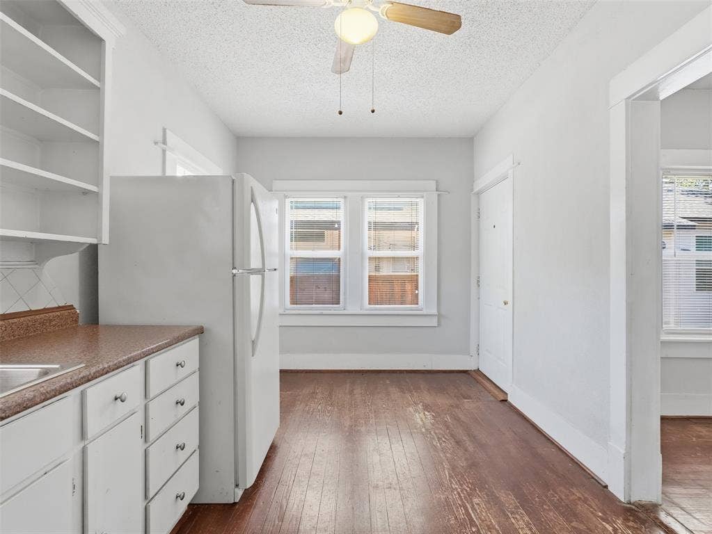 813 W 8th Street, #3, Dallas, TX 75208 813 W 8th Street, #3, Dallas, TX 75208