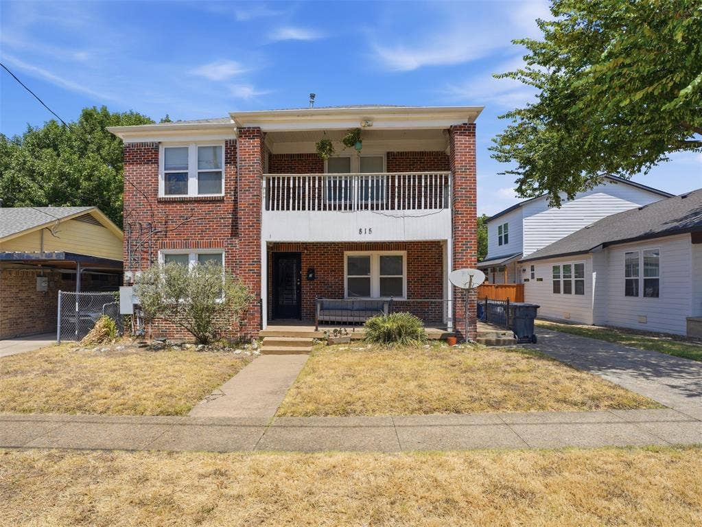 813 W 8th Street, #3, Dallas, TX 75208 813 W 8th Street, #3, Dallas, TX 75208