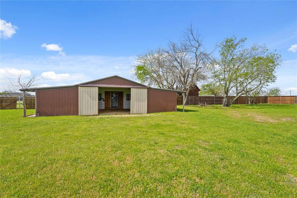 7754 County Road 275, Terrell, TX 75160 7754 County Road 275, Terrell, TX 75160