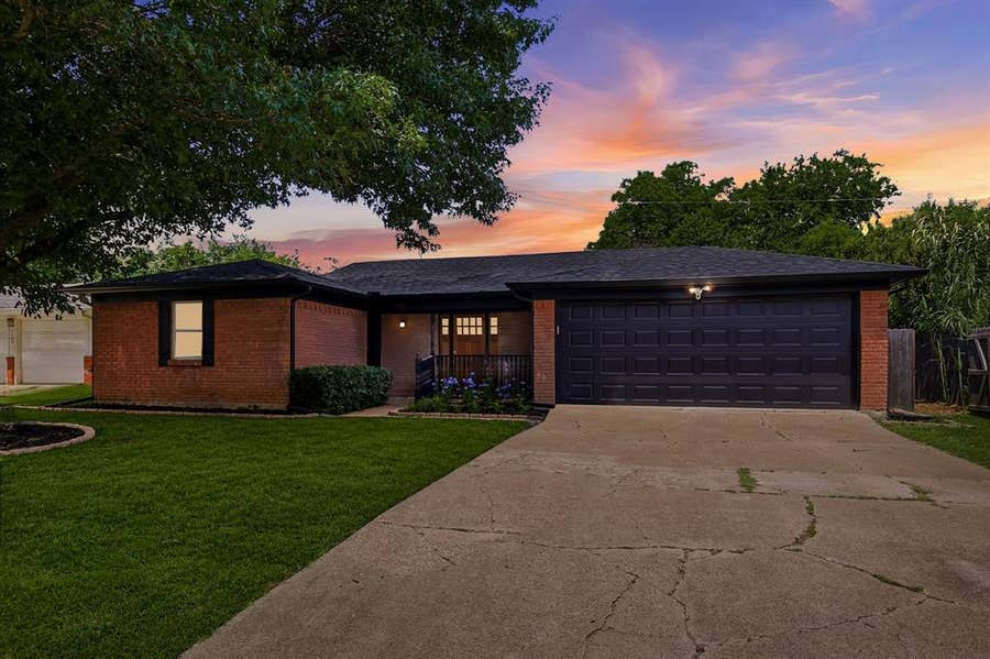 Property photo for 1113 Norwood Drive, Hurst, TX