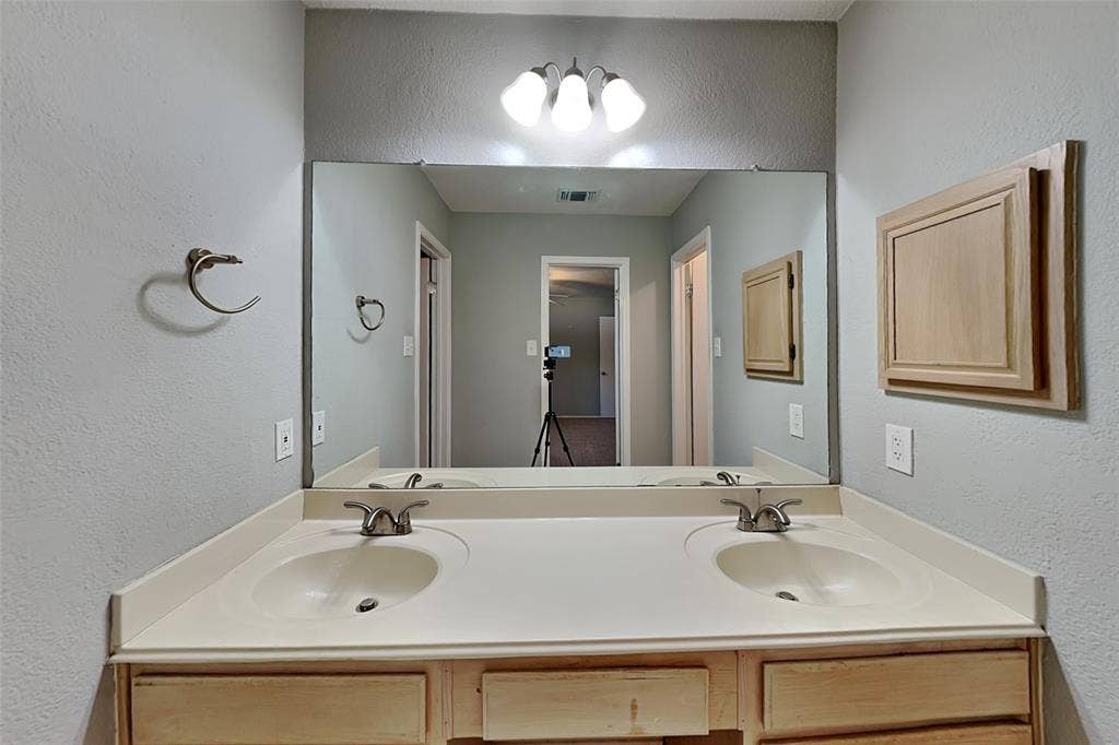 260 Rancho Grande Trail, Keller, TX 76248