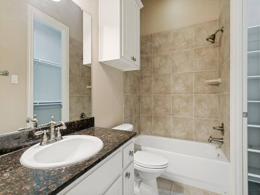 4304 Tree House Lane, Corinth, TX 76208 4304 Tree House Lane, Corinth, TX 76208