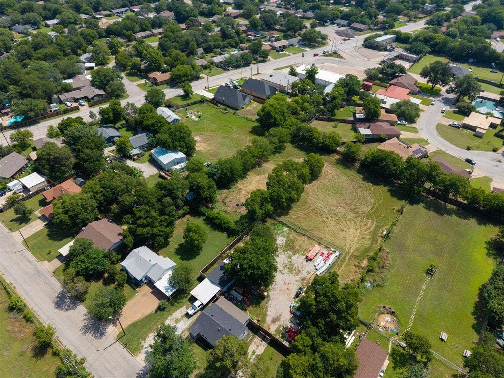 8815 Silver Creek Road, White Settlement, TX 76108 8815 Silver Creek Road, White Settlement, TX 76108