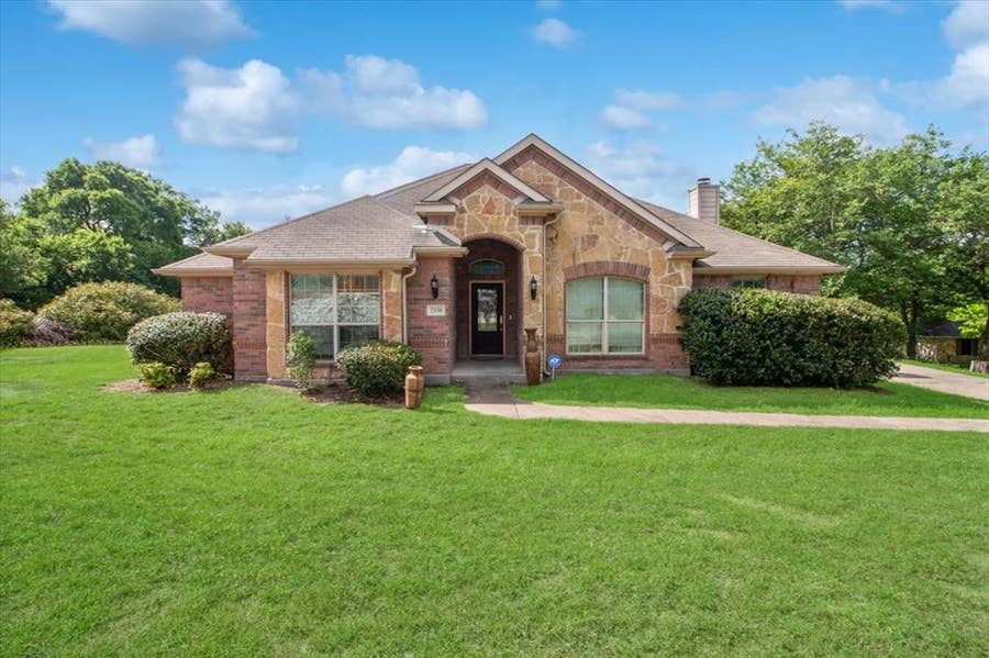 Property photo for 2338 Bells Chapel Road, Waxahachie, TX