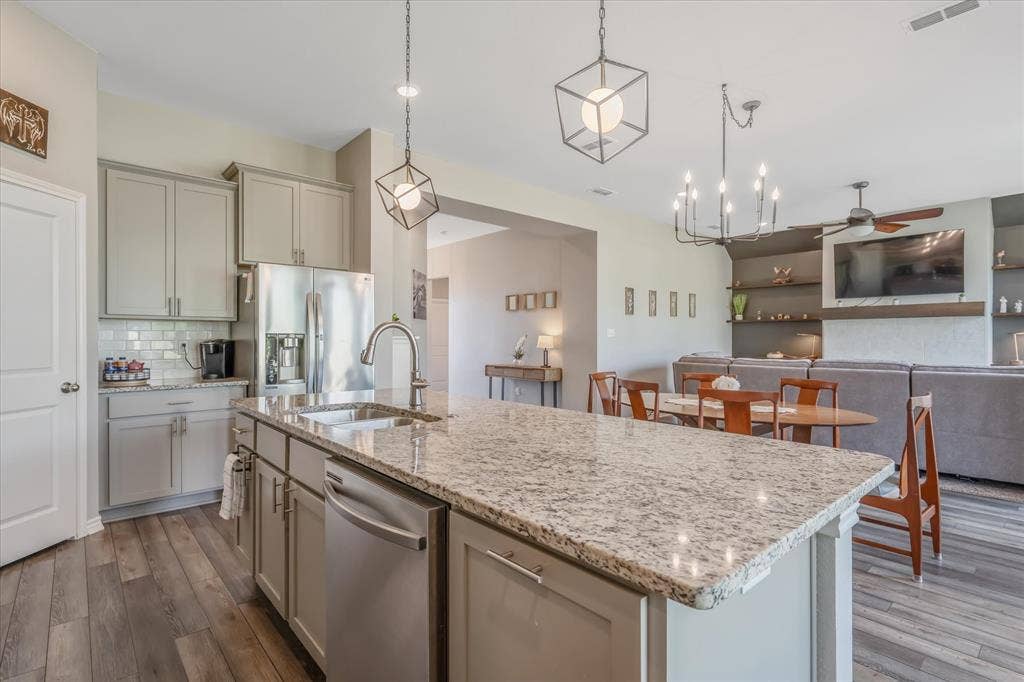 8030 Freestone Drive, Bullard, TX 75757 8030 Freestone Drive, Bullard, TX 75757