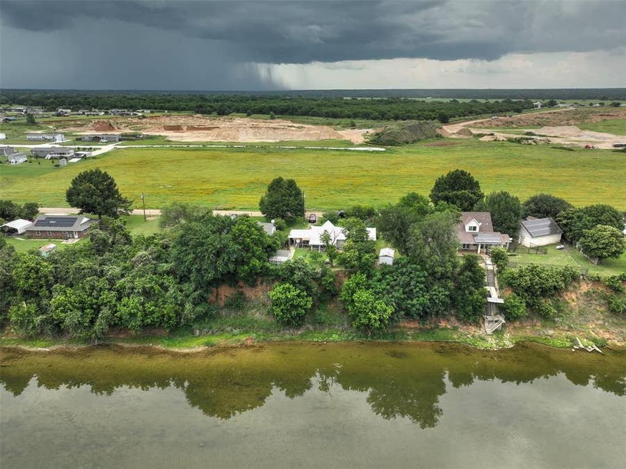 Property photo for 1142 Brazos Loop, Gholson, TX
