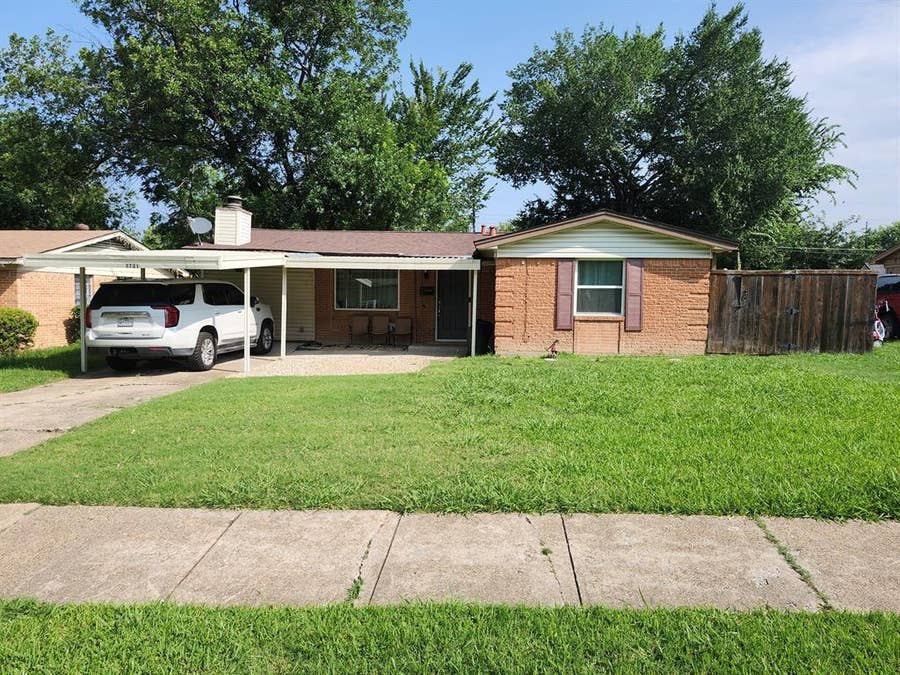 Property photo for 2721 Blue Ridge Drive, Mesquite, TX