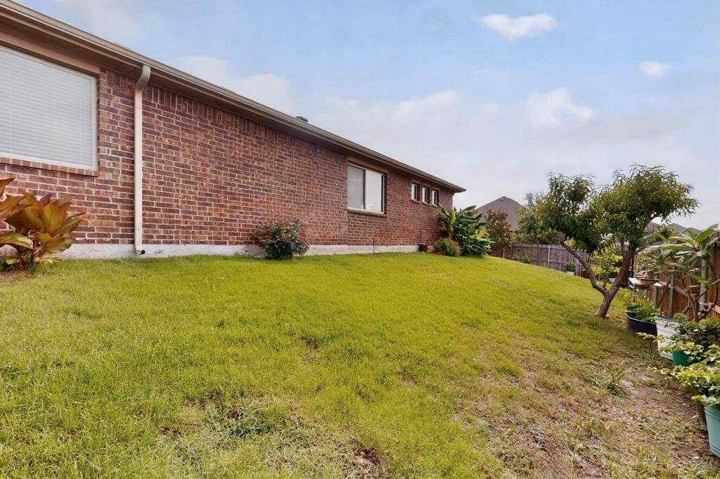 698 Langdon Street, Lavon, TX 75166 698 Langdon Street, Lavon, TX 75166