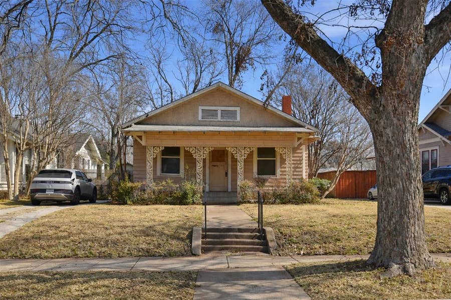 Property photo for 318 S Montclair Avenue, Dallas, TX