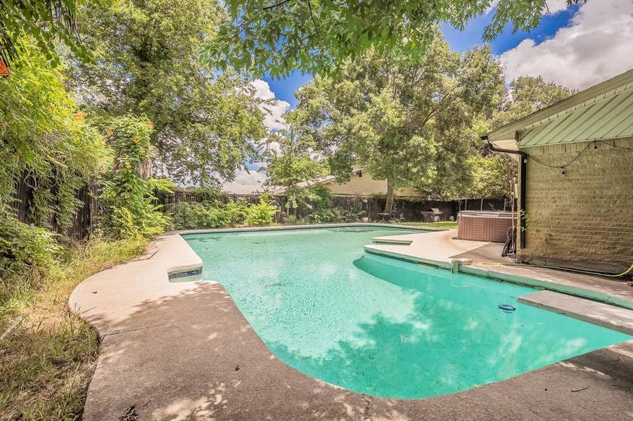Property photo for 949 Arbor Downs Drive, Plano, TX